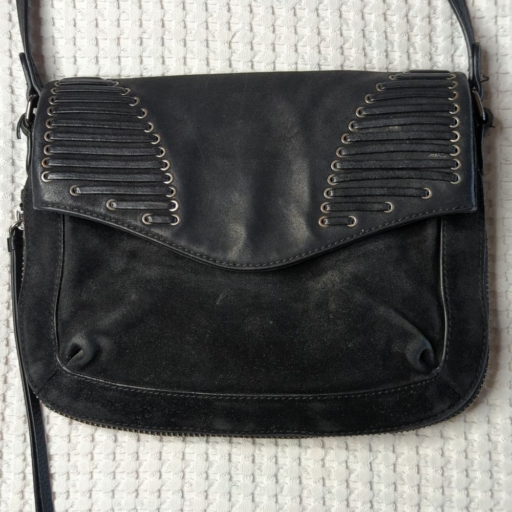 Vince camuto  leather handbag shoulder bag crossbody